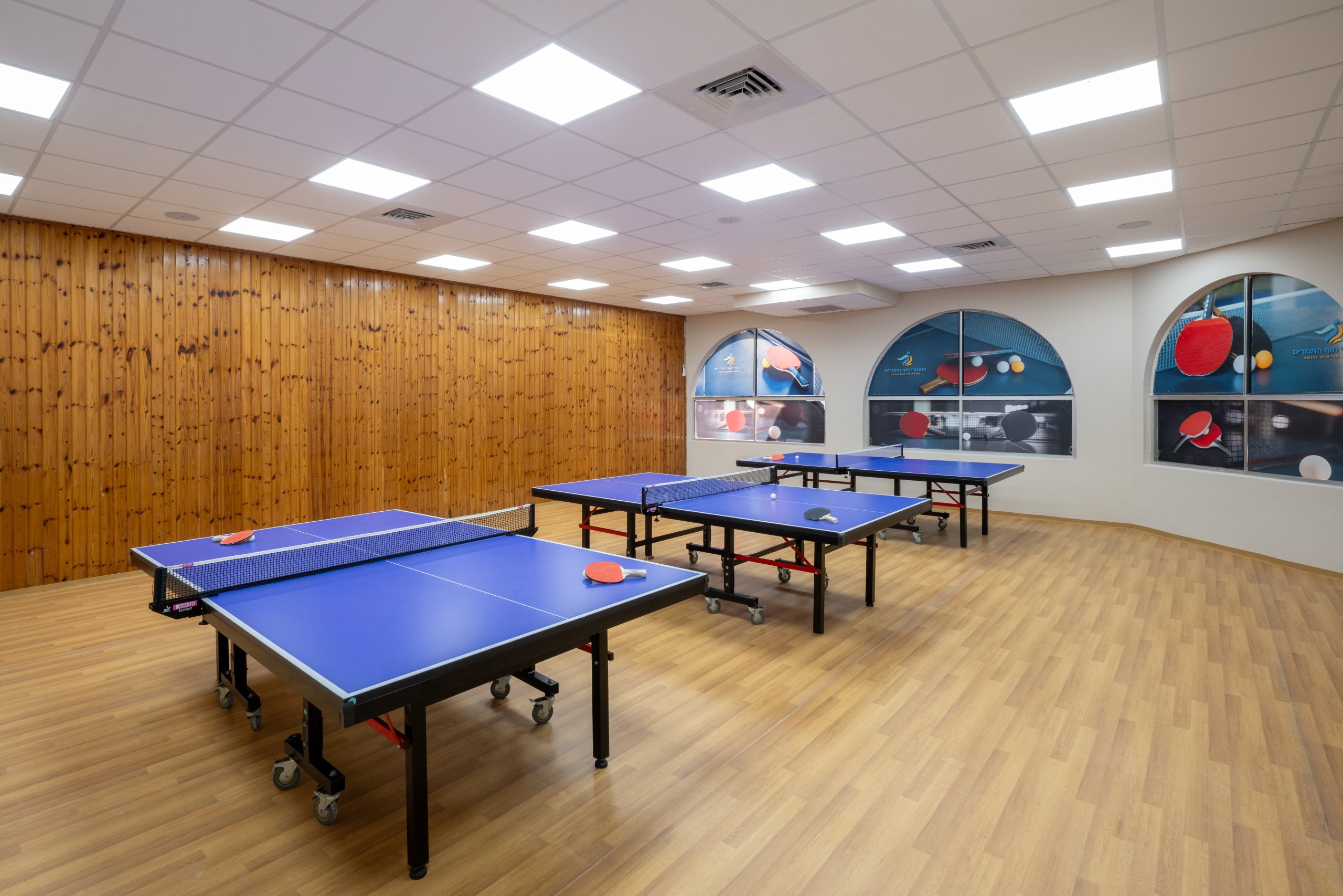 Palm Beach Country ping pong