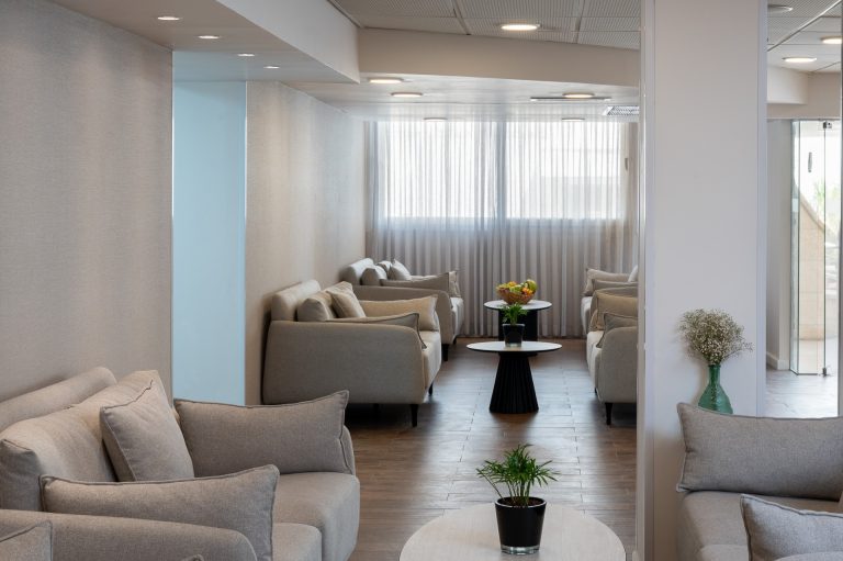 Neve tamar_Lobby_02_web