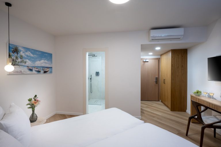 Neve tamar_room sea view_03_web