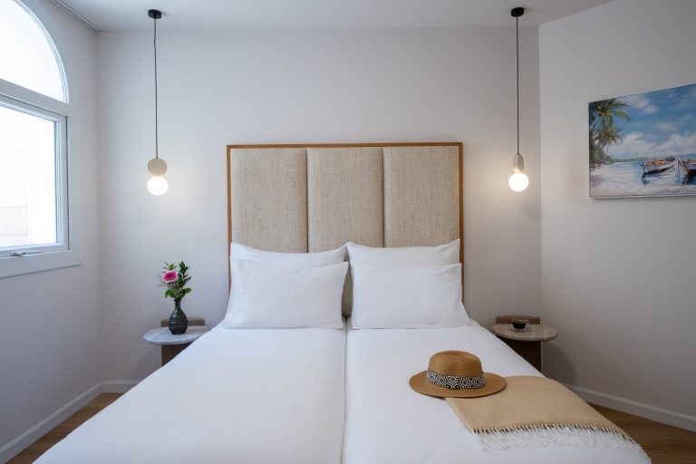 Neve tamar_room_02_web